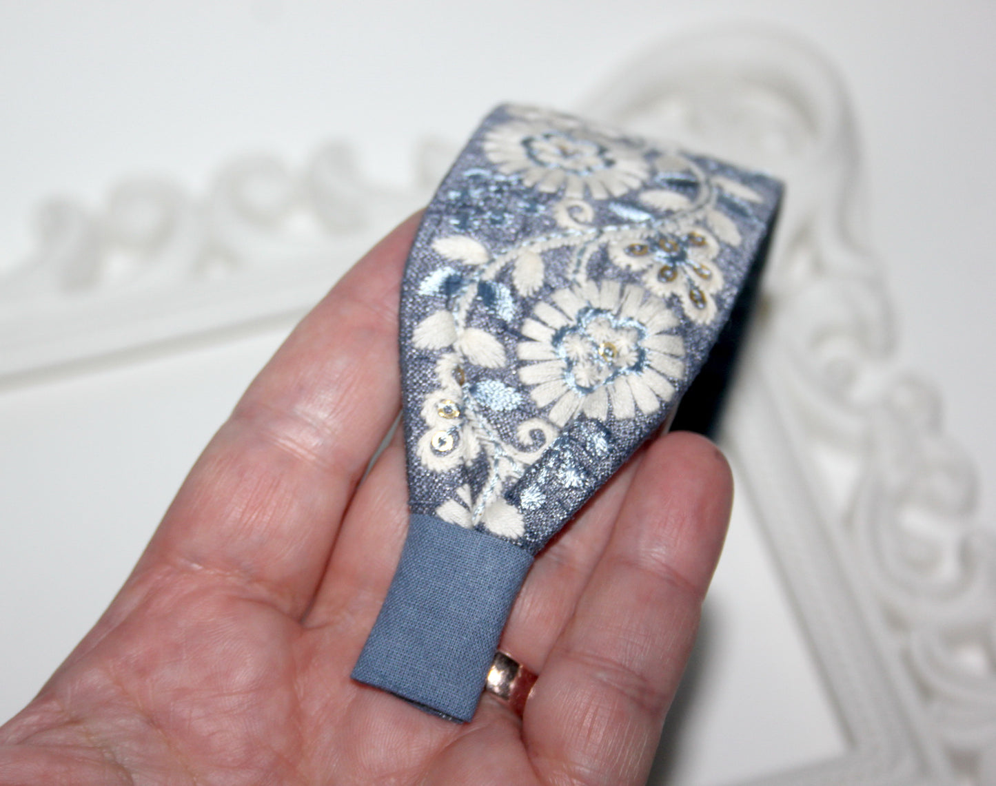 Blueberries Blue embroidered 2" headband for women Exquisite silk hairband scarf