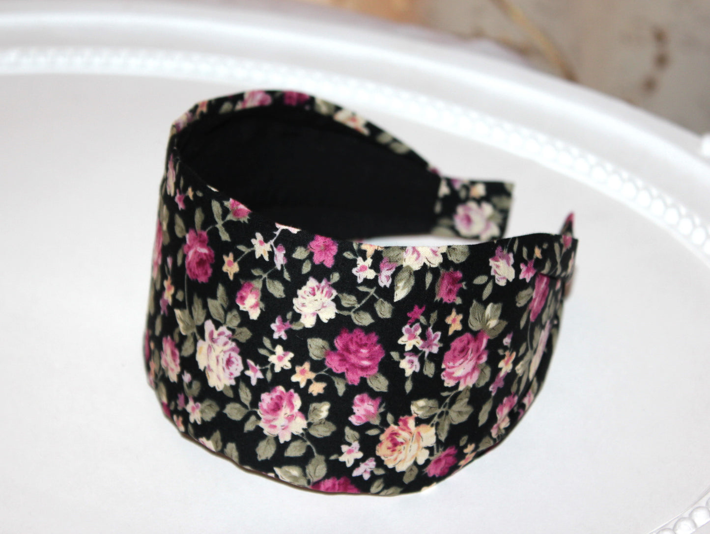 Wide flower print headband Boho head scarf women black and pink structured hair band
