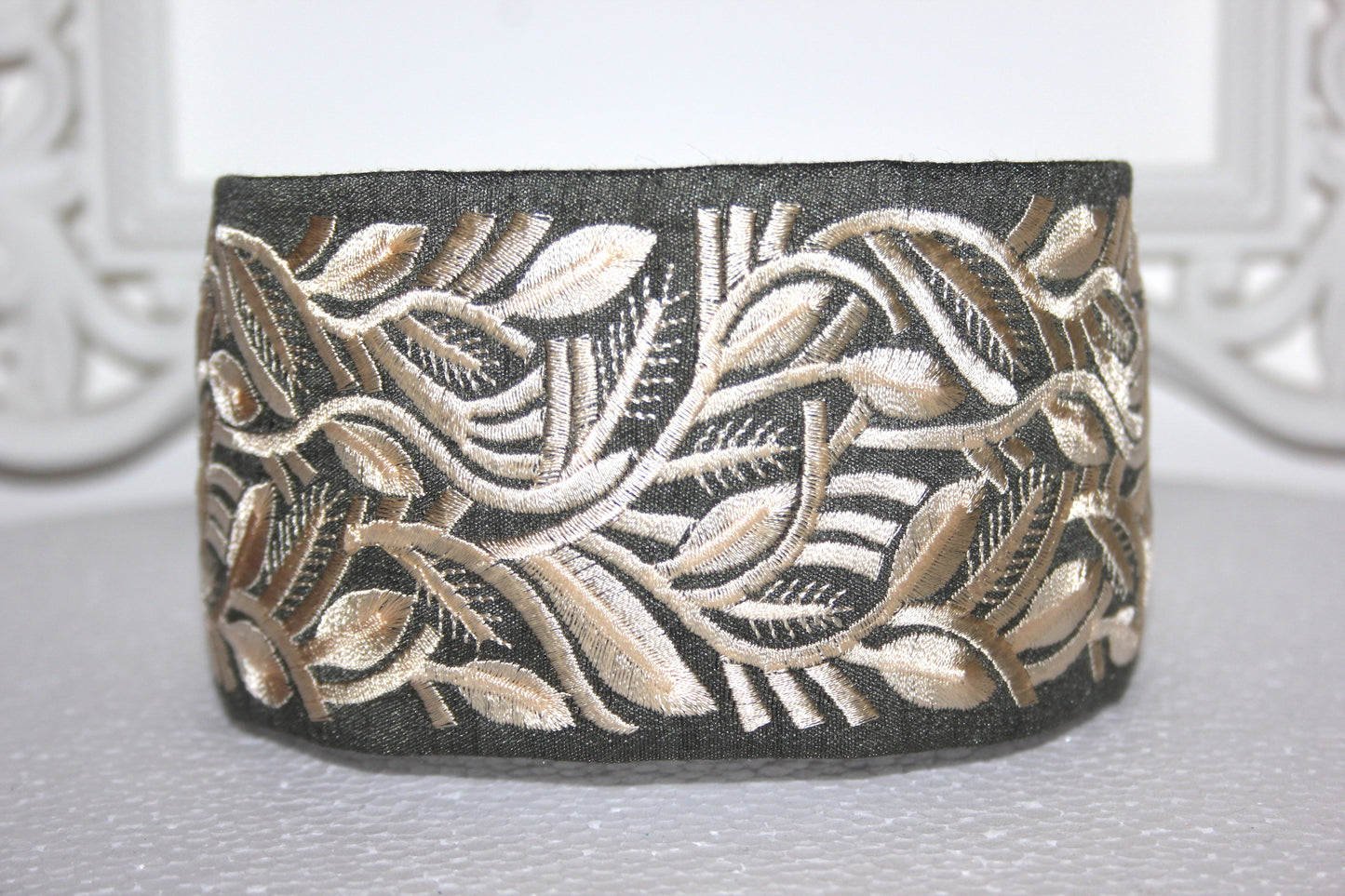 Headband for women 2.75" inch Olive Green & Beige fashion embroidered hairband