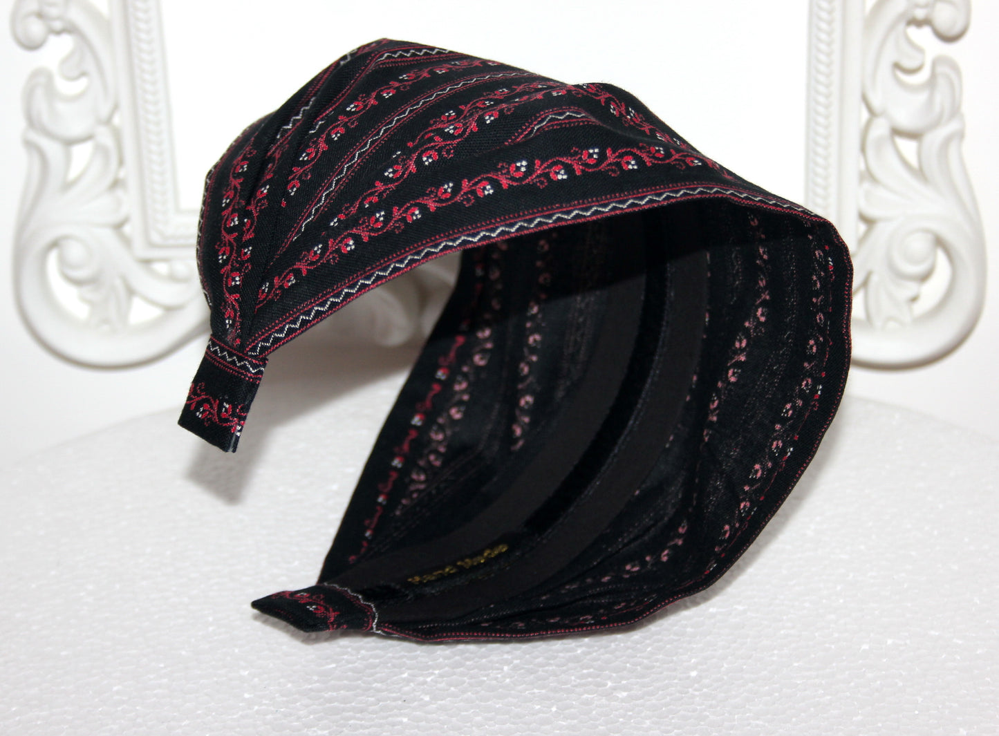 Ethnic Ikat headband 6"-10" inch Black & Red Handloom cotton bandana