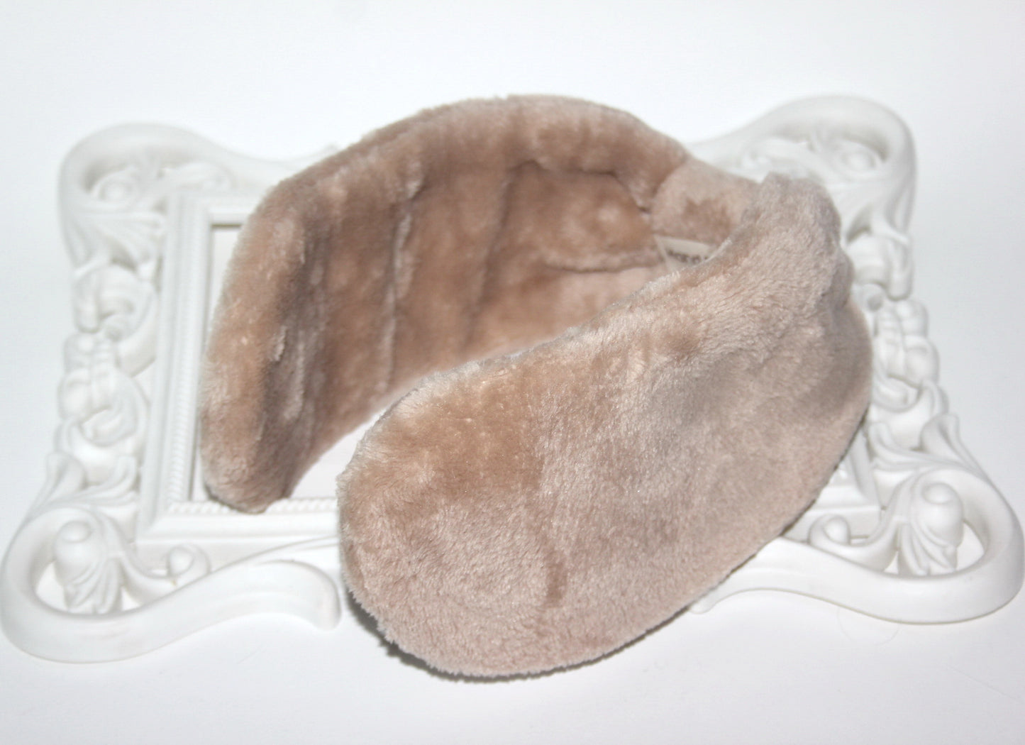 Fluffy ear warmer Beige faux fur earmuffs women Headband turban Warm headphones