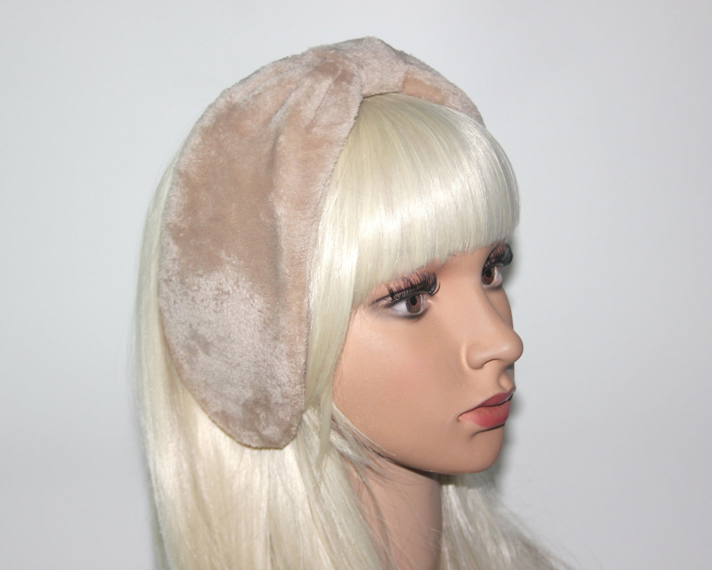 Fluffy ear warmer Beige faux fur earmuffs women Headband turban Warm headphones