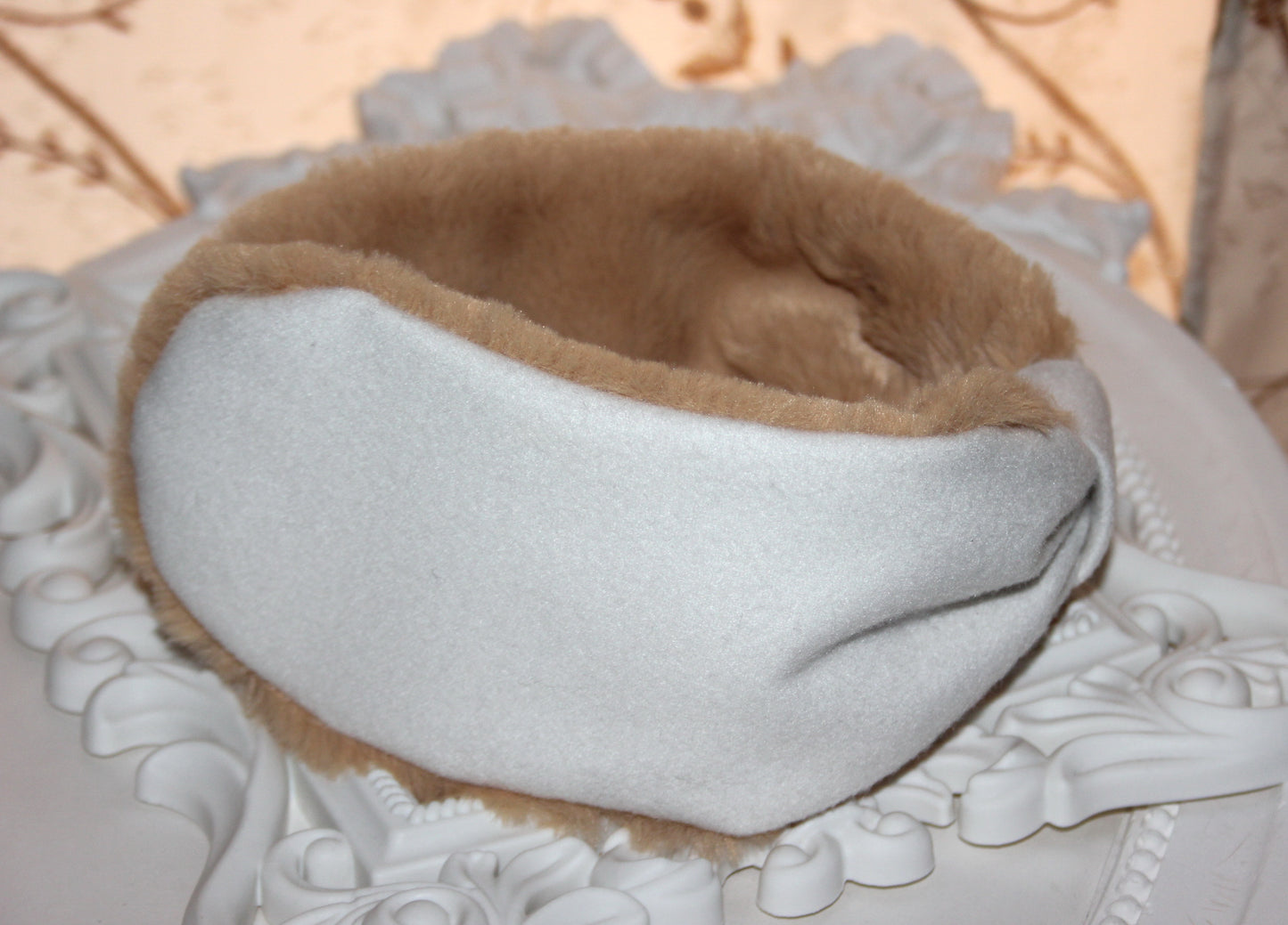 Ivory earmuffs Beige wool & faux fur headband turban