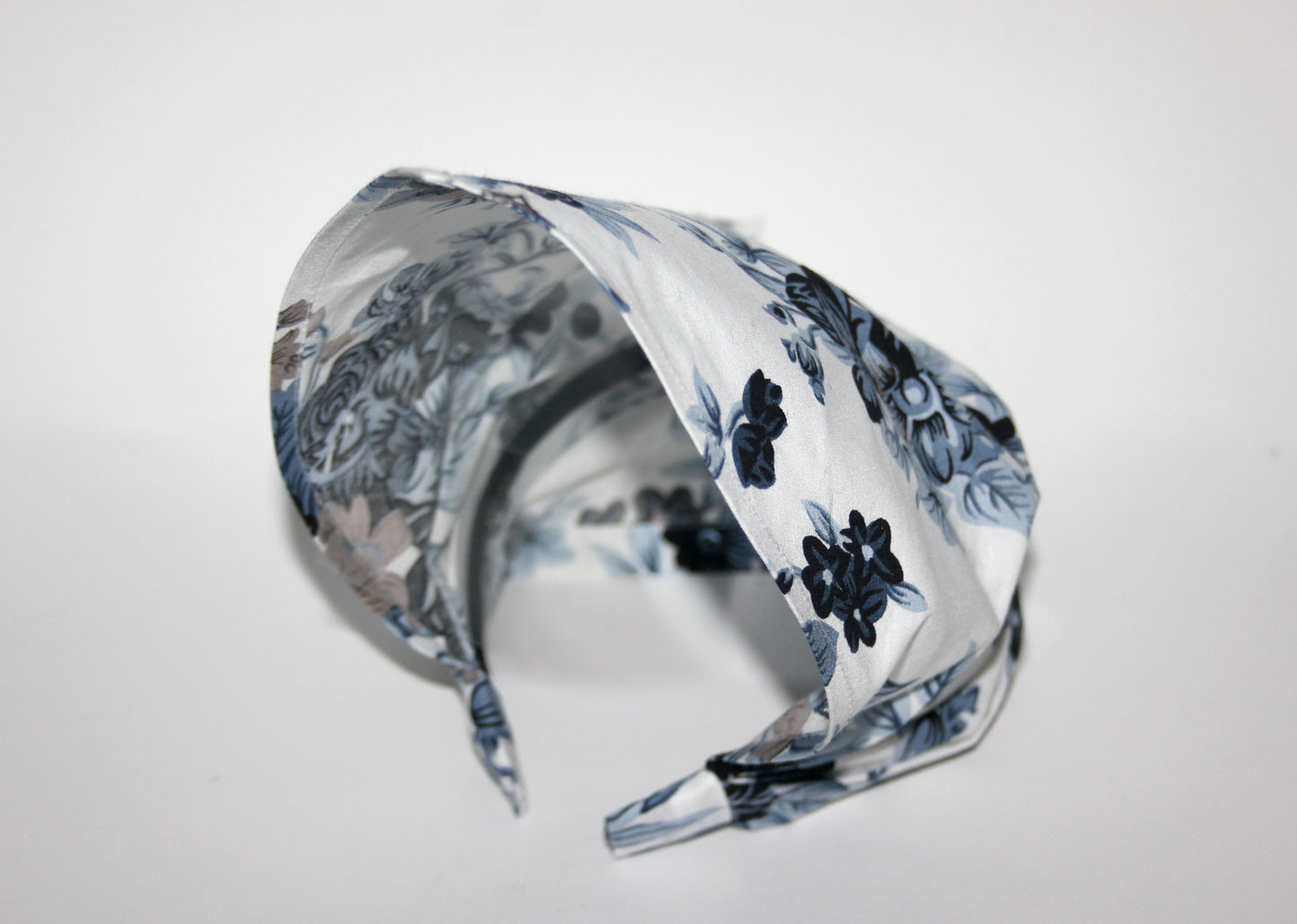 White head kerchief Dark Gray Flower print cotton triangle bandana headband