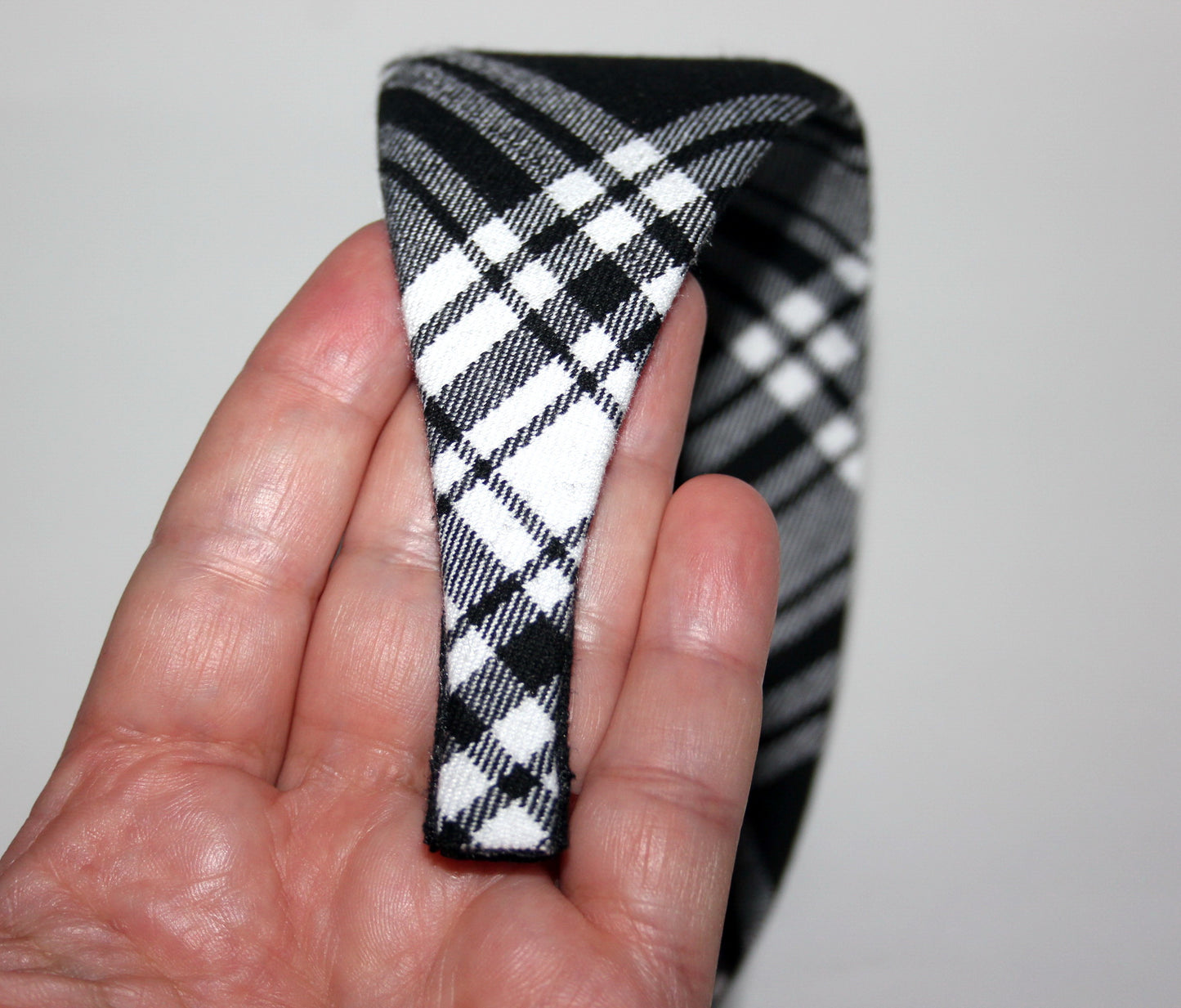 Plaid woman headband Black&White Wide tartan hairband, plastic free