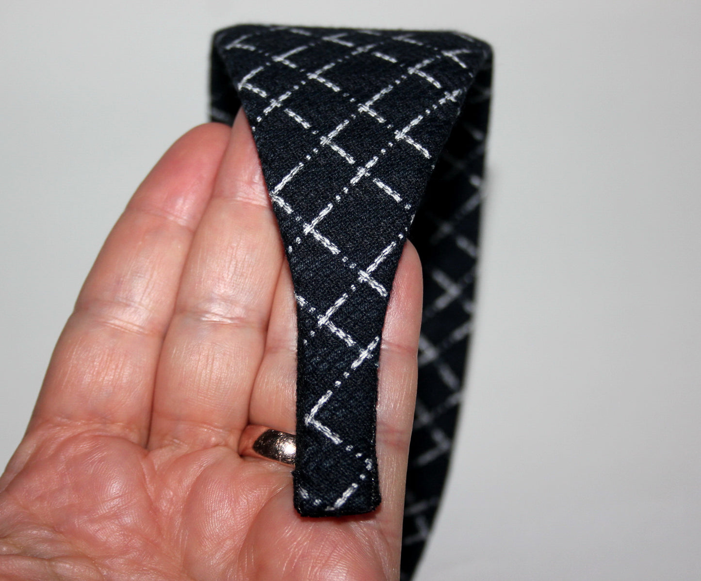 Fabric headband for women Dark Blue & White geometric print headwrap, plastic free