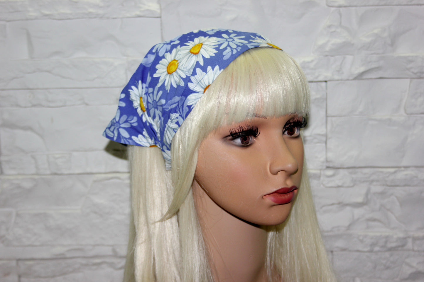 Daisy head kerchief Blue & White cotton triangle bandana headband