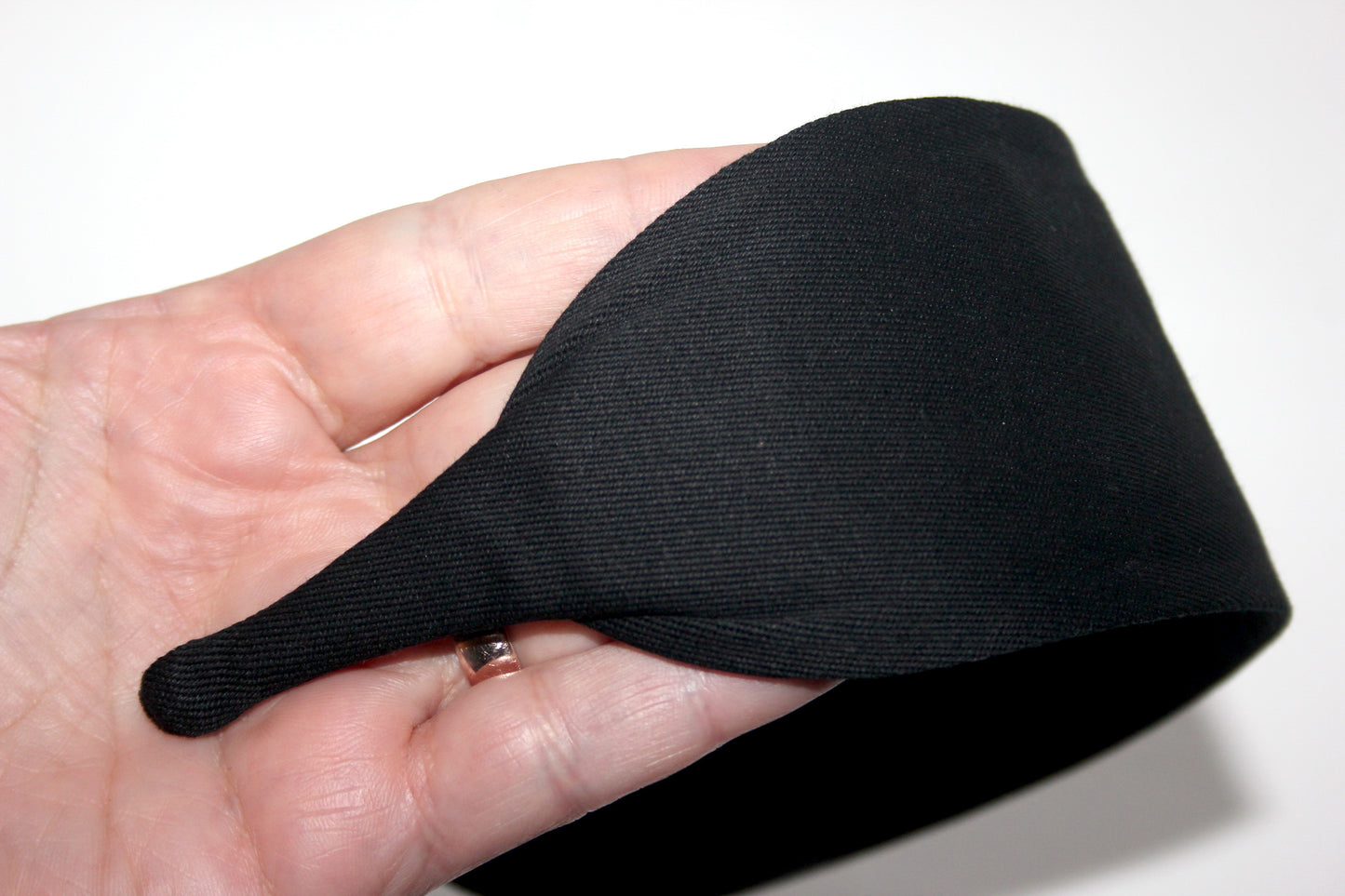 Black cotton flat headband with thin ends, plastic free... NEW