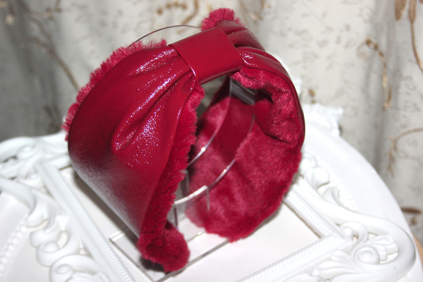 Red woman earmuffs Patent leather&Faux fur fluffy running headband turban