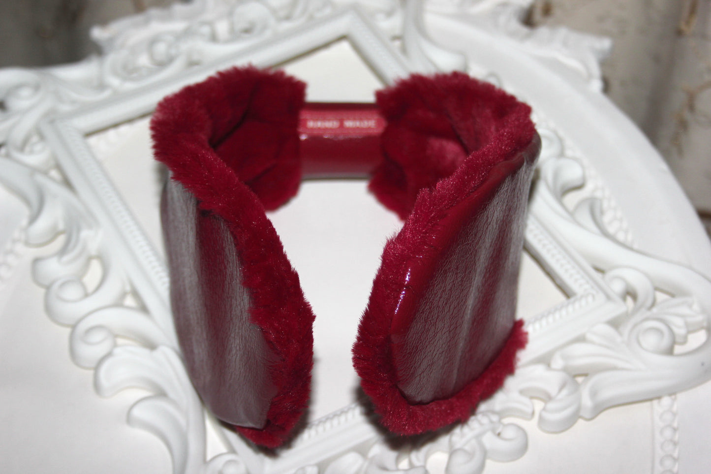 Red woman earmuffs Patent leather&Faux fur fluffy running headband turban