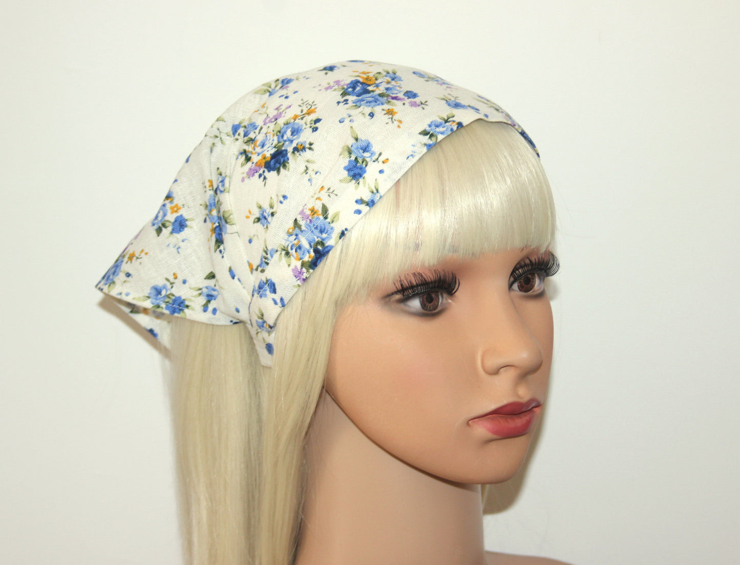 Triangle bandana headband Off White & Blue Rose linen head kerchief Retro summer bandana