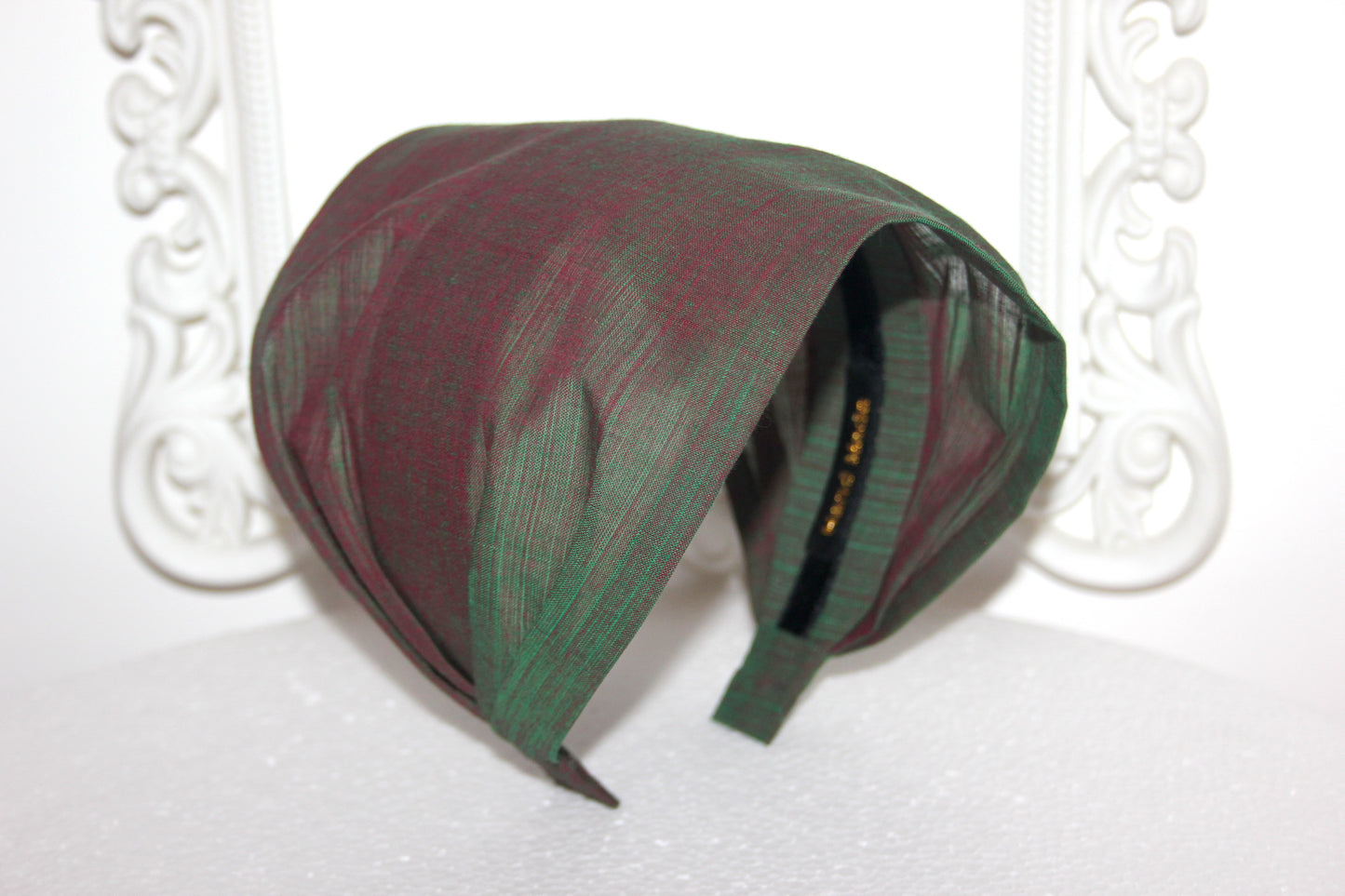 Two tone cotton headband bandana Iridescent Green & Red Handloom khadi head cover