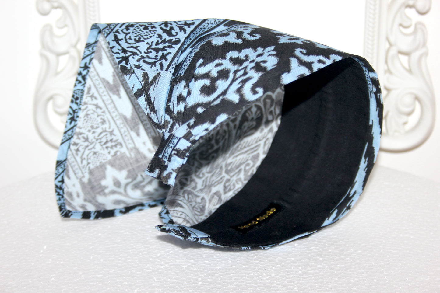 Damask head kerchief Blue & White cotton bandana headband