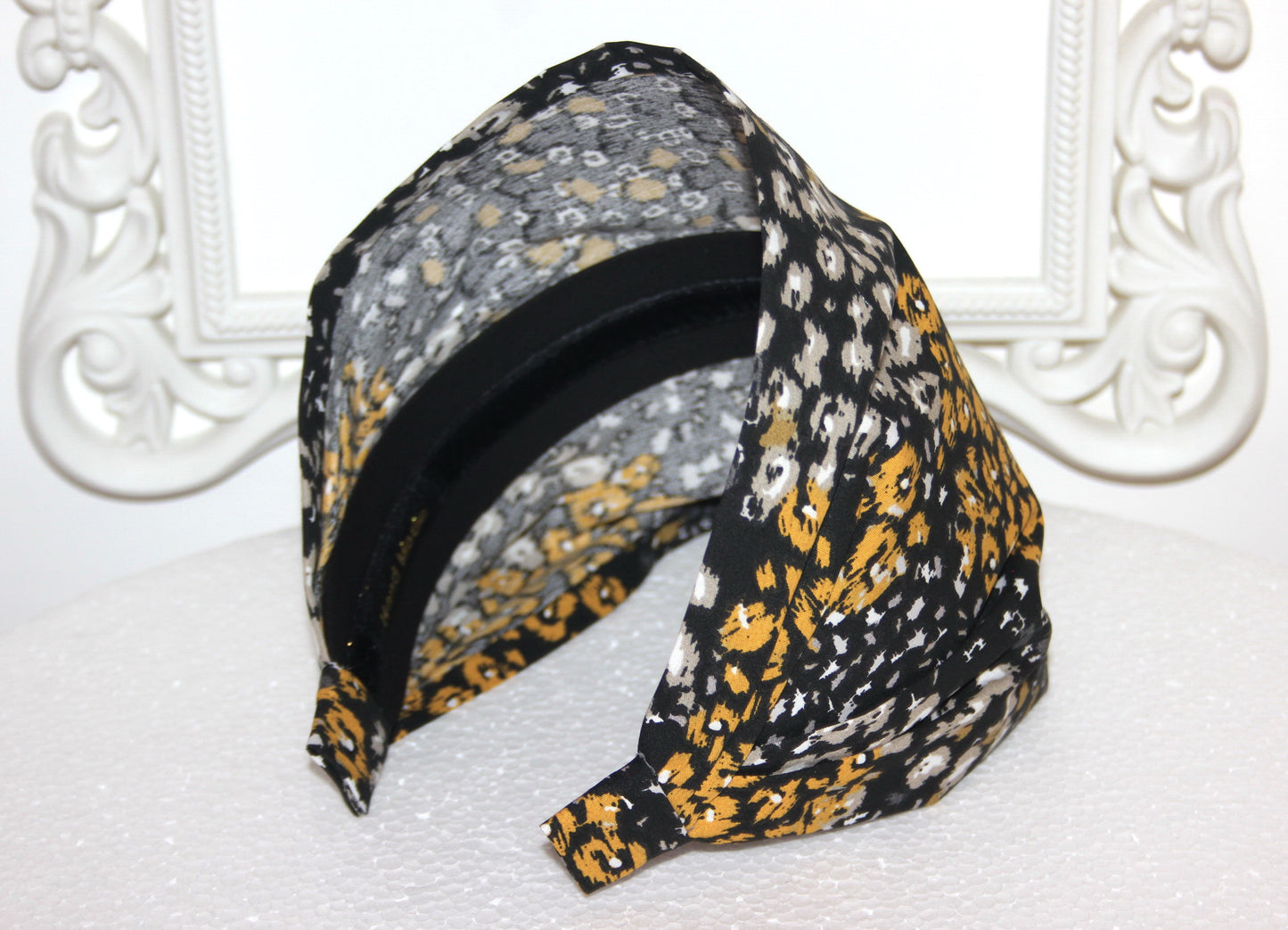 Bandana headband Multicolor abstract print hair scarf, Wide head cover