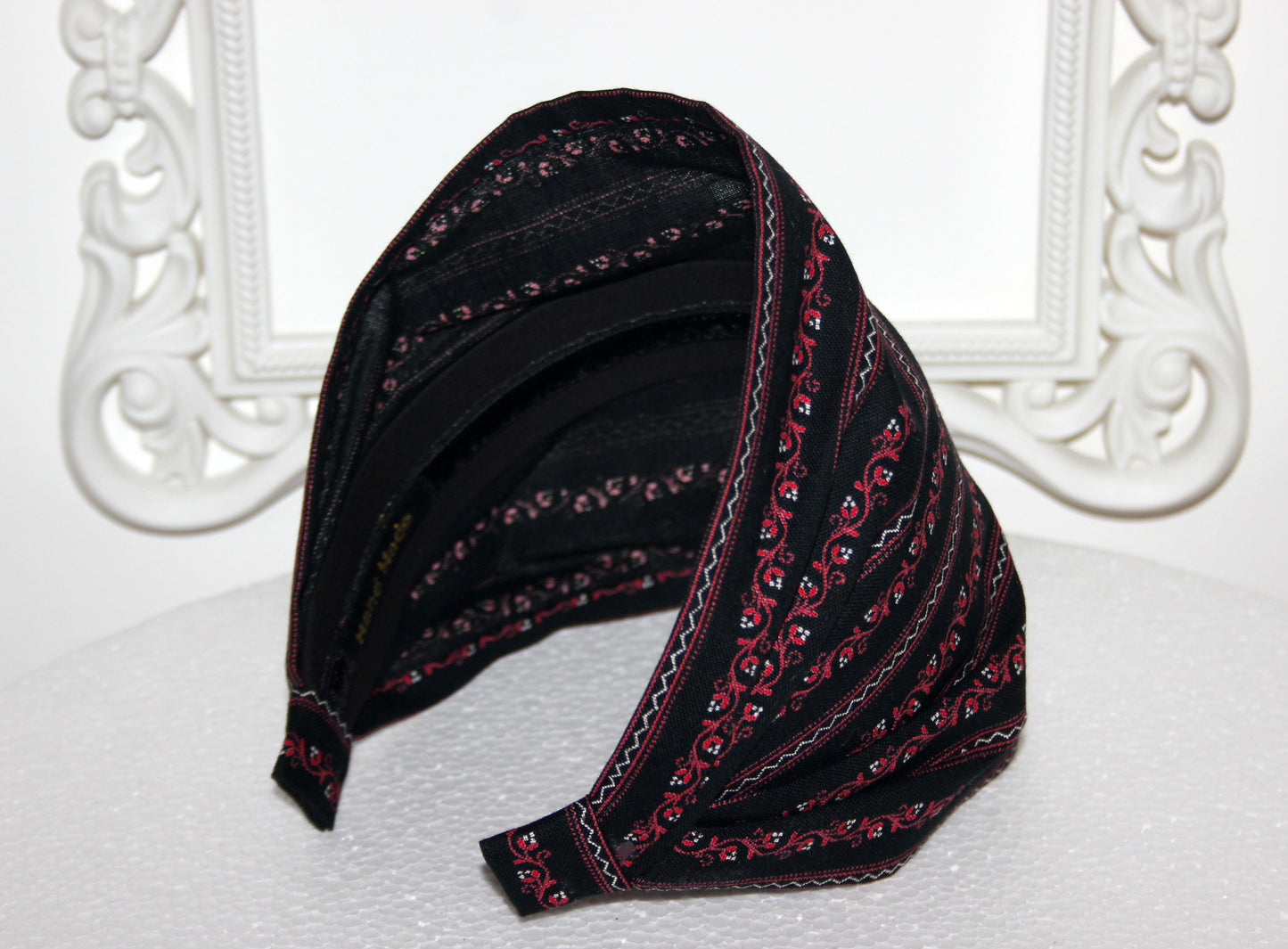 Ethnic Ikat headband 6"-10" inch Black & Red Handloom cotton bandana