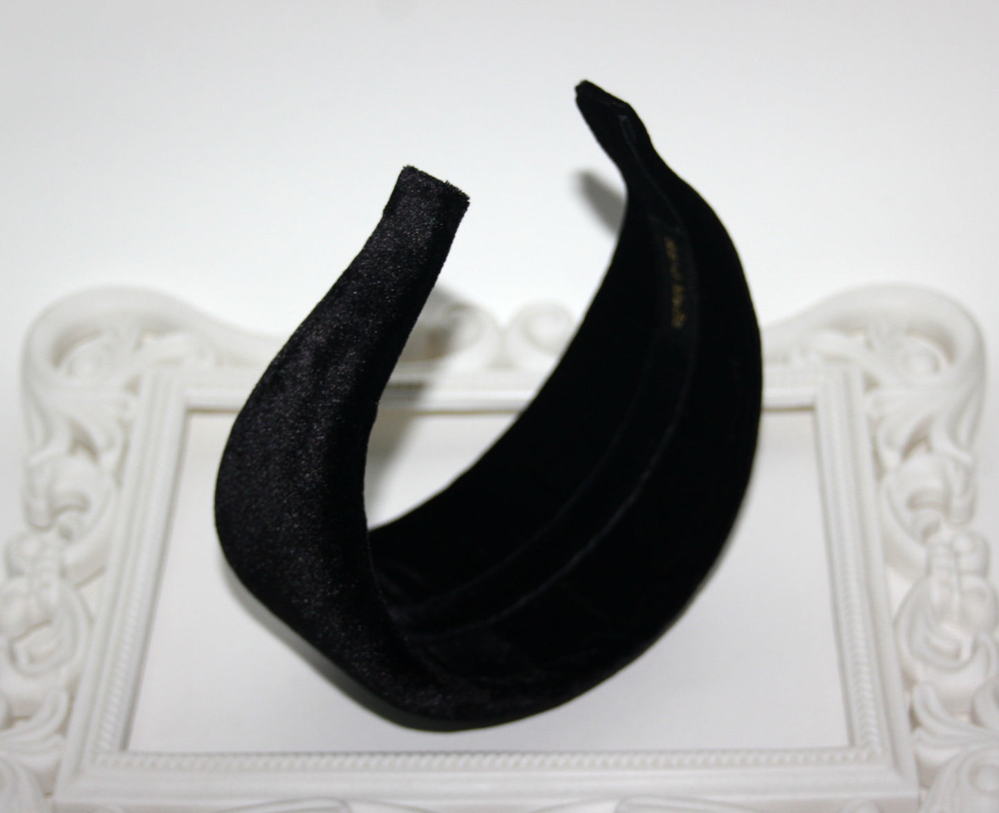 Black velvet padded headband for women, Fashion head scarf, plastic free