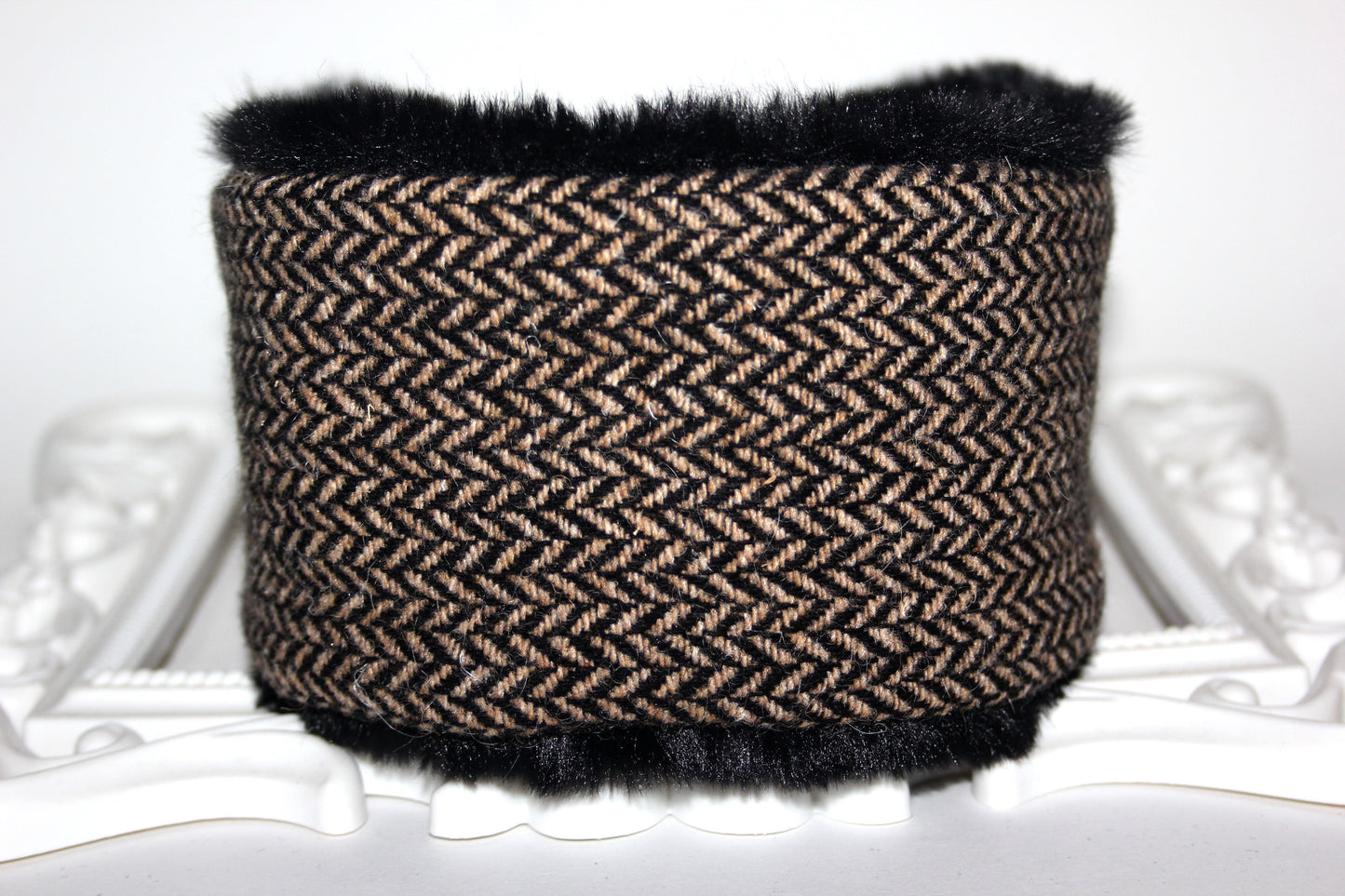 Wool ear headband faux fur earmuff for woman herringbone skiing headphones
