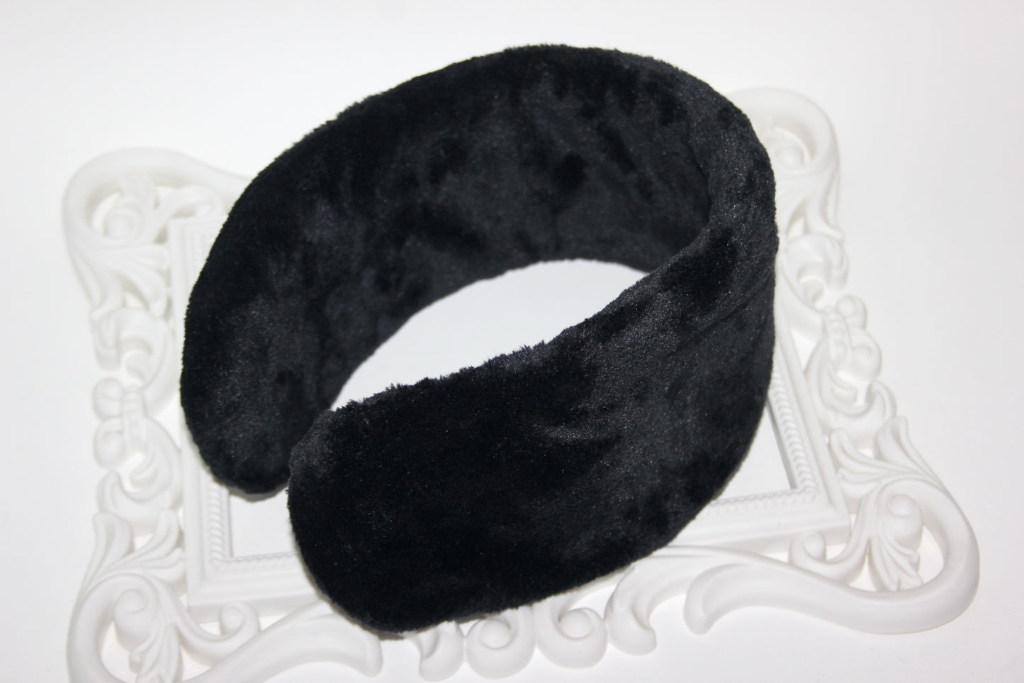 Thin ear headband Black faux fur ear muff women Headband turban Skiing & Running earmuff Warm head accessory