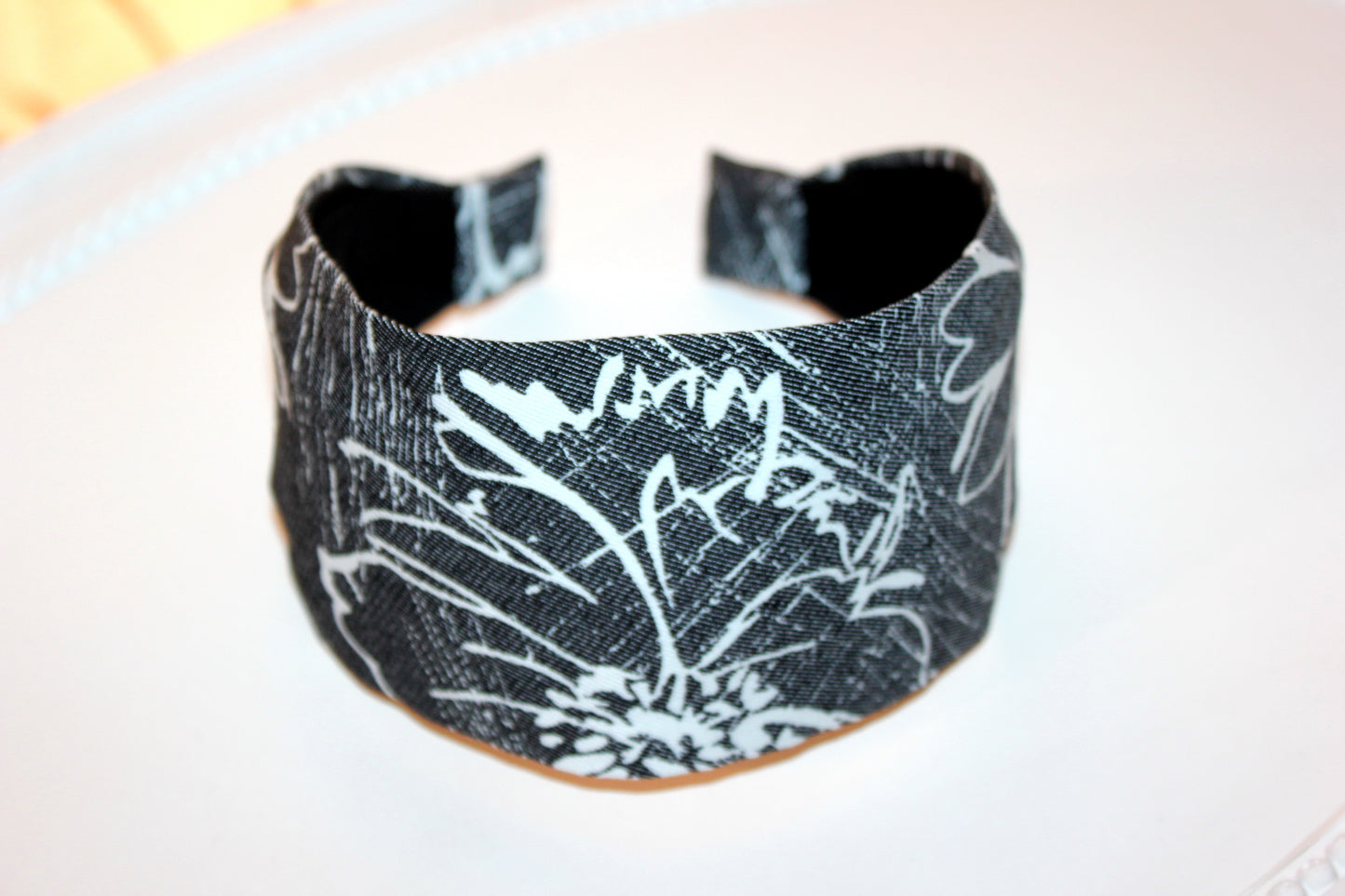 Gray denim pattern hairband