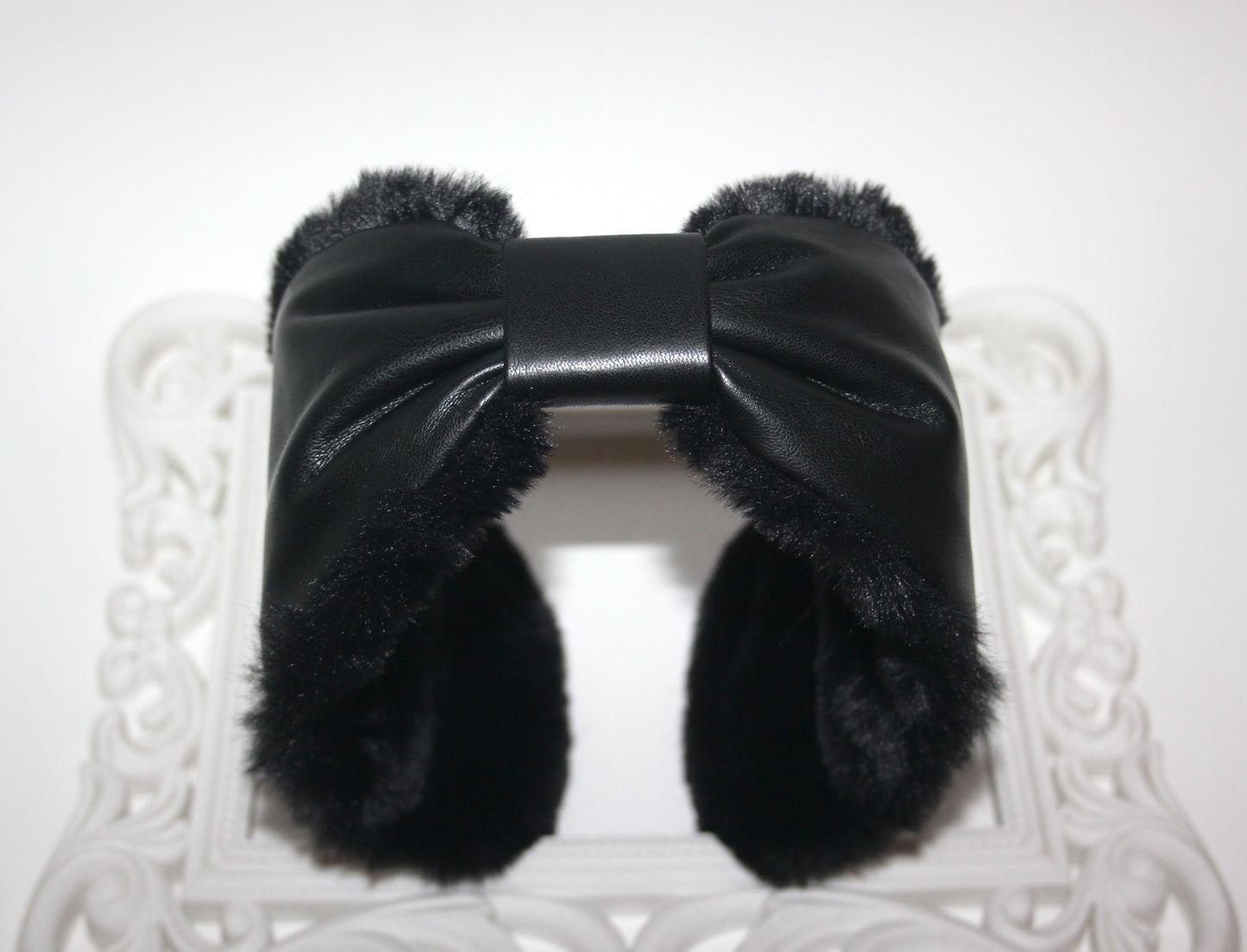 Black woman earmuffs faux leather&faux fur fluffy ear muffs