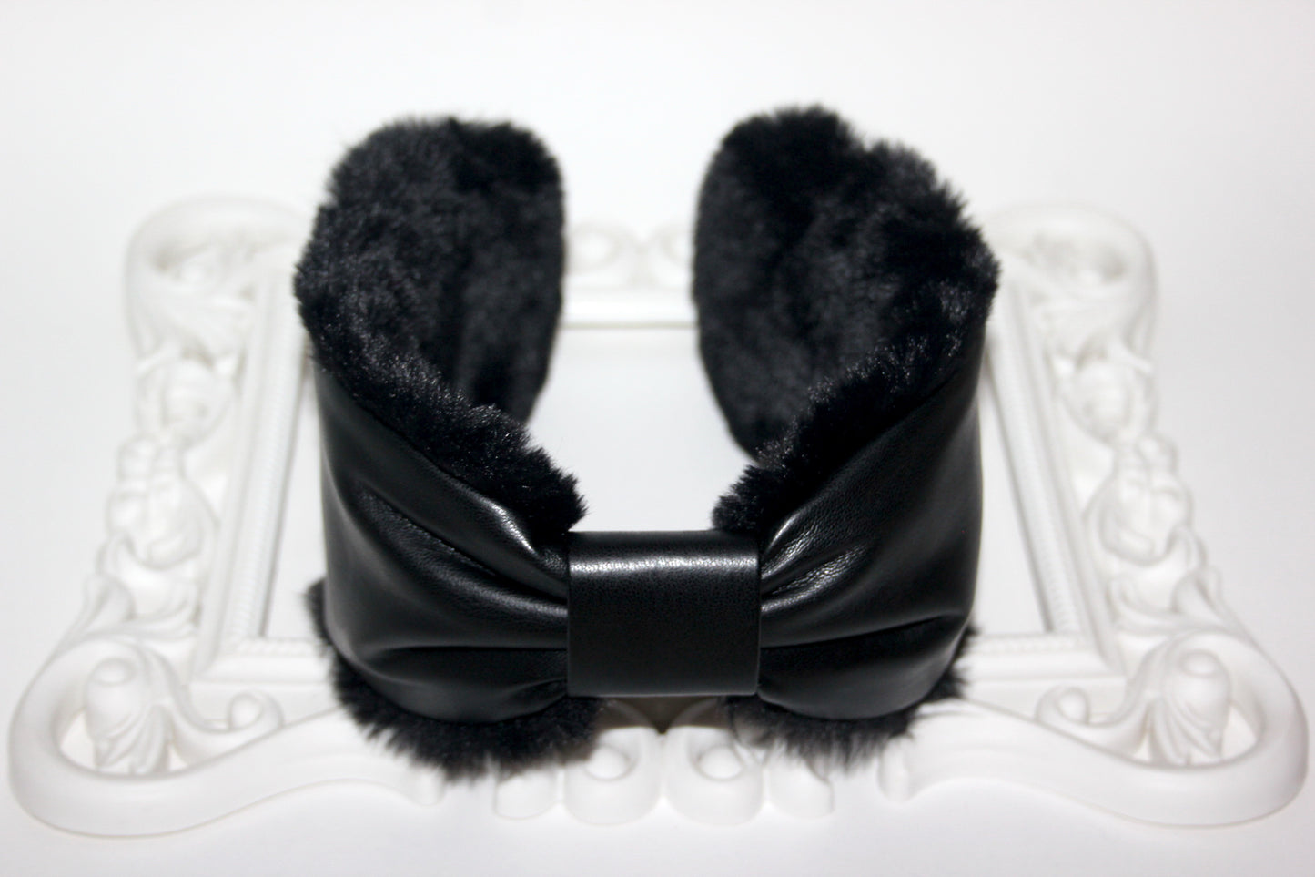 Black woman earmuffs faux leather&faux fur fluffy ear muffs