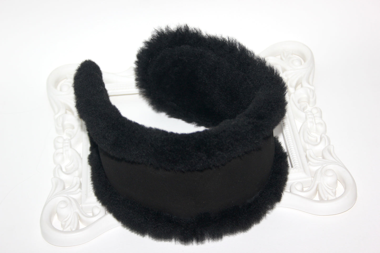 Real fur earmuff Black sheepskin suede headband Skiing headphones Running ear warmers for women