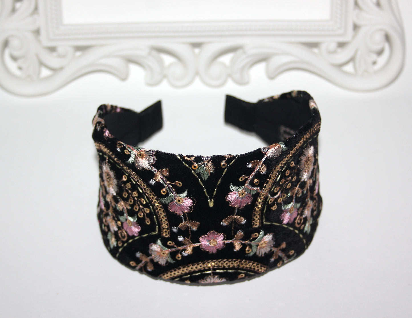 Embroidered boho headband Black/Gold/Pink Exquisite velvet hairband scarf