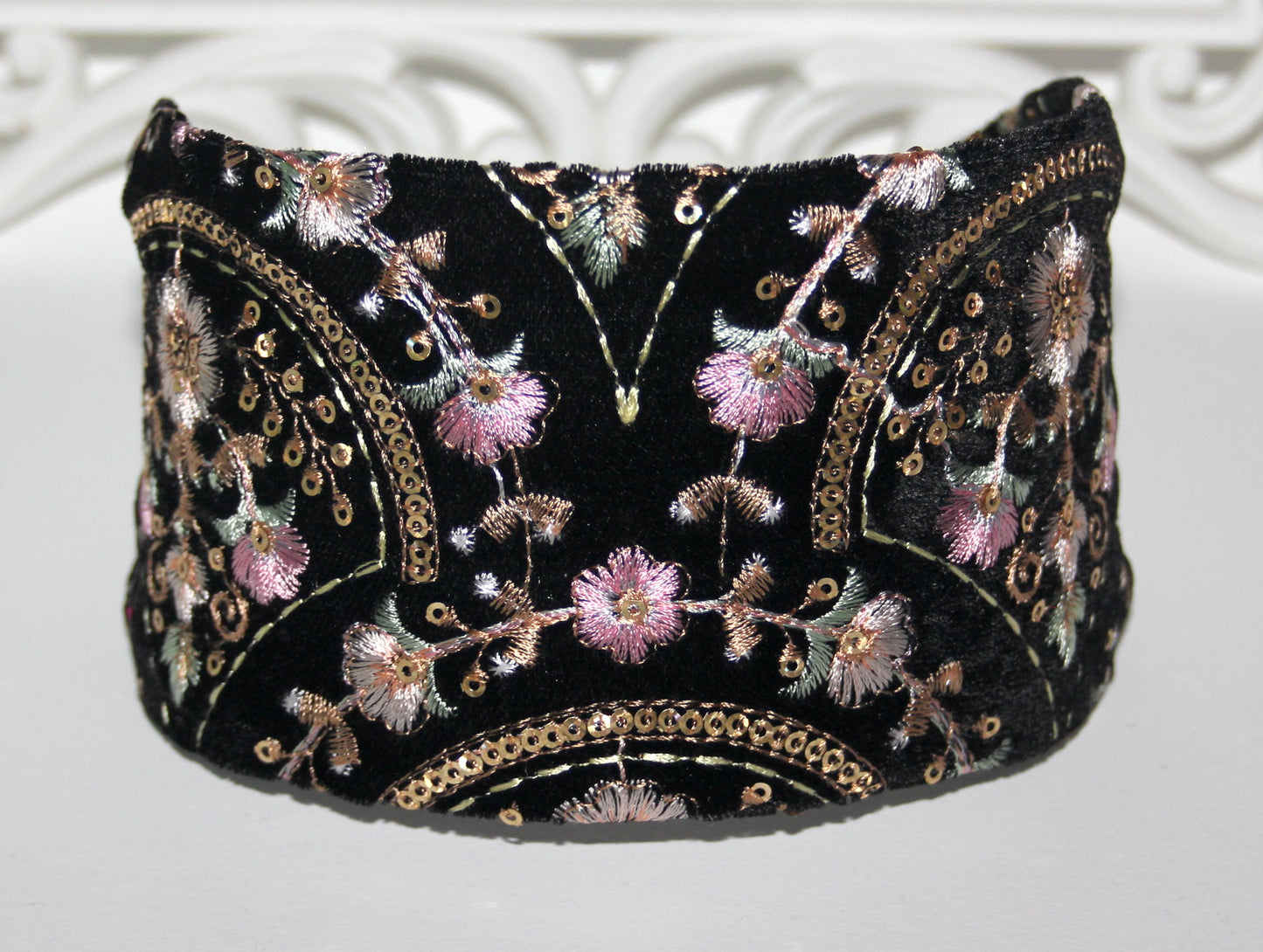 Embroidered boho headband Black/Gold/Pink Exquisite velvet hairband scarf