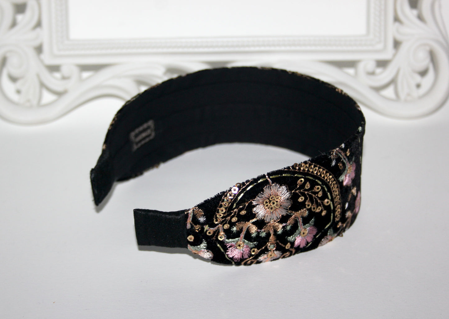 Embroidered 2" headband for women Exquisite black velvet hairband scarf