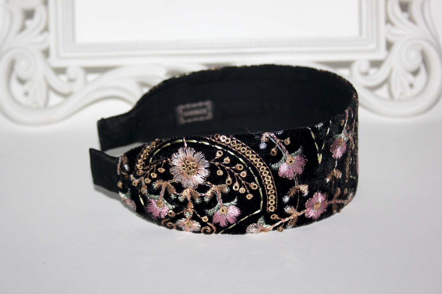 Embroidered 2" headband for women Exquisite black velvet hairband scarf