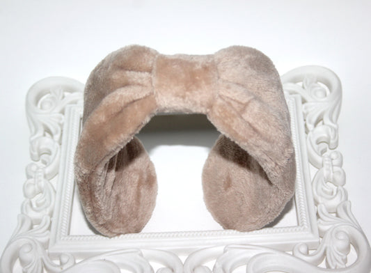 Fluffy ear warmer Beige faux fur earmuffs women Headband turban Warm headphones
