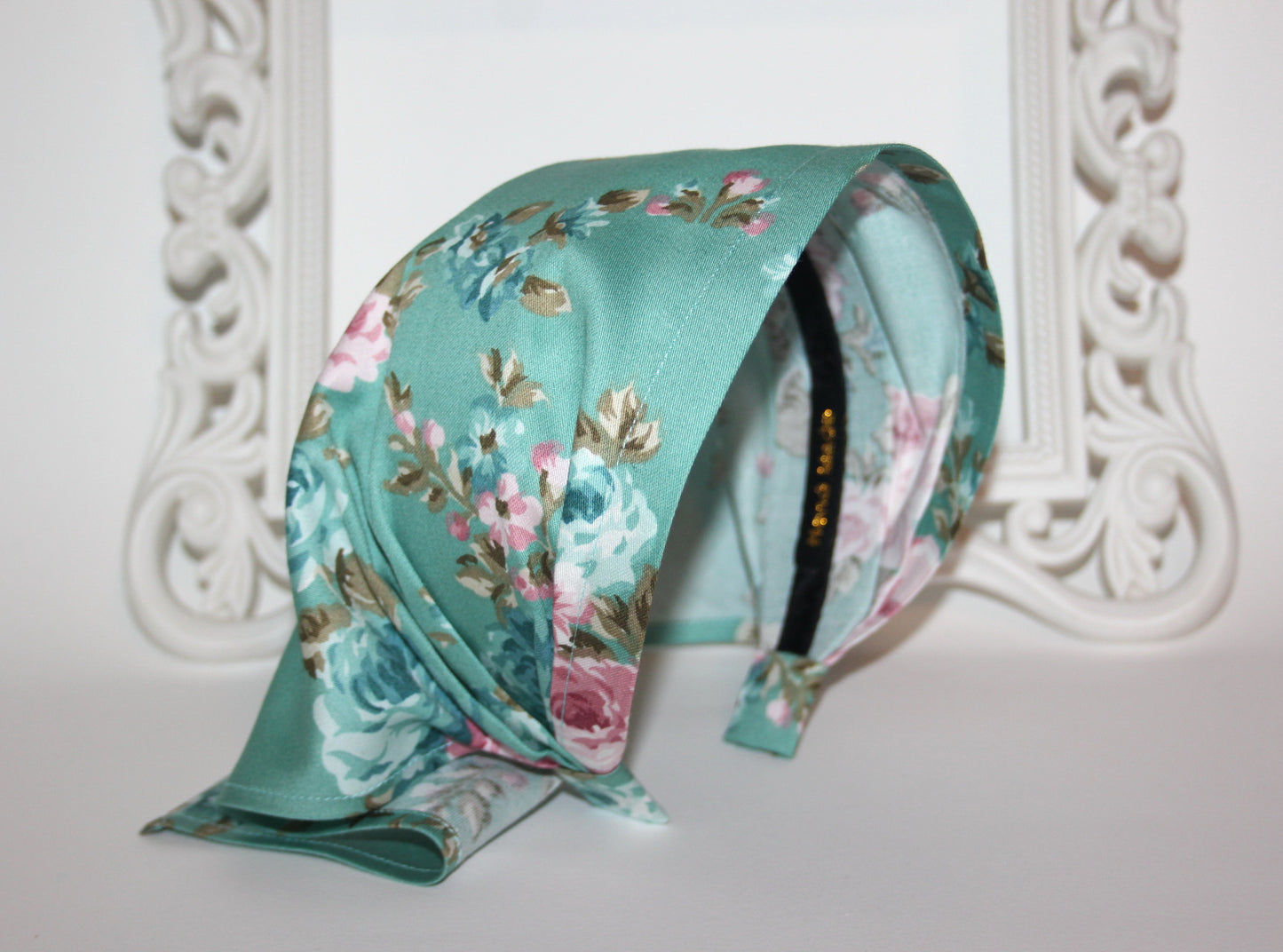 Head kerchief Dusty Green satin cotton triangle bandana headband
