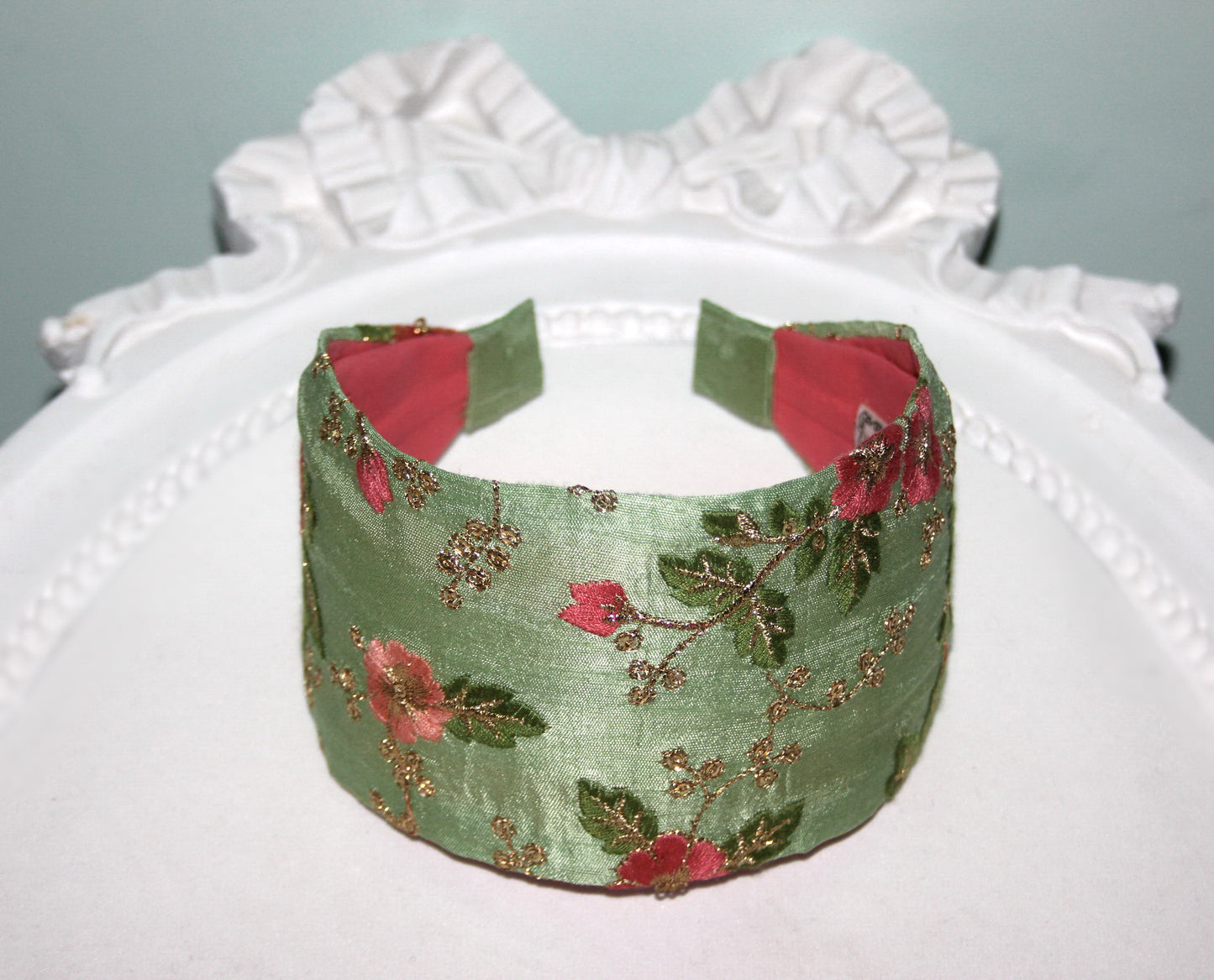 Embroidered flower headband Aple Green blossom chic hairband
